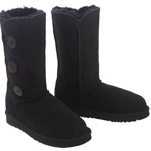 UGG Triple Bailey Button Boots Size 9